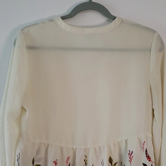 Old Navy Ivory Sheer Blouse Small    Garden Floral Cottage Minimalist Feminine - Picture 9 of 16